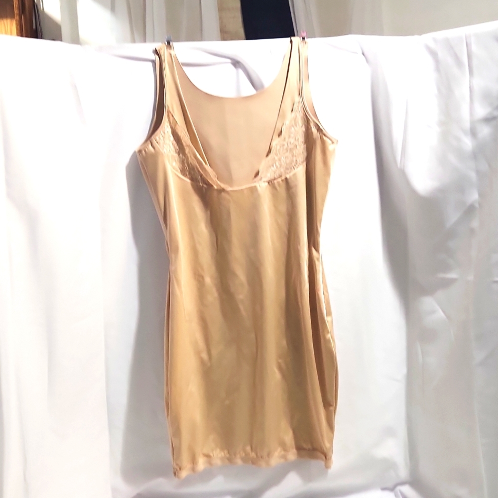 MAIDENFORM SHAPE WEAR BEIGE PLUS SIZE 3XL A-12